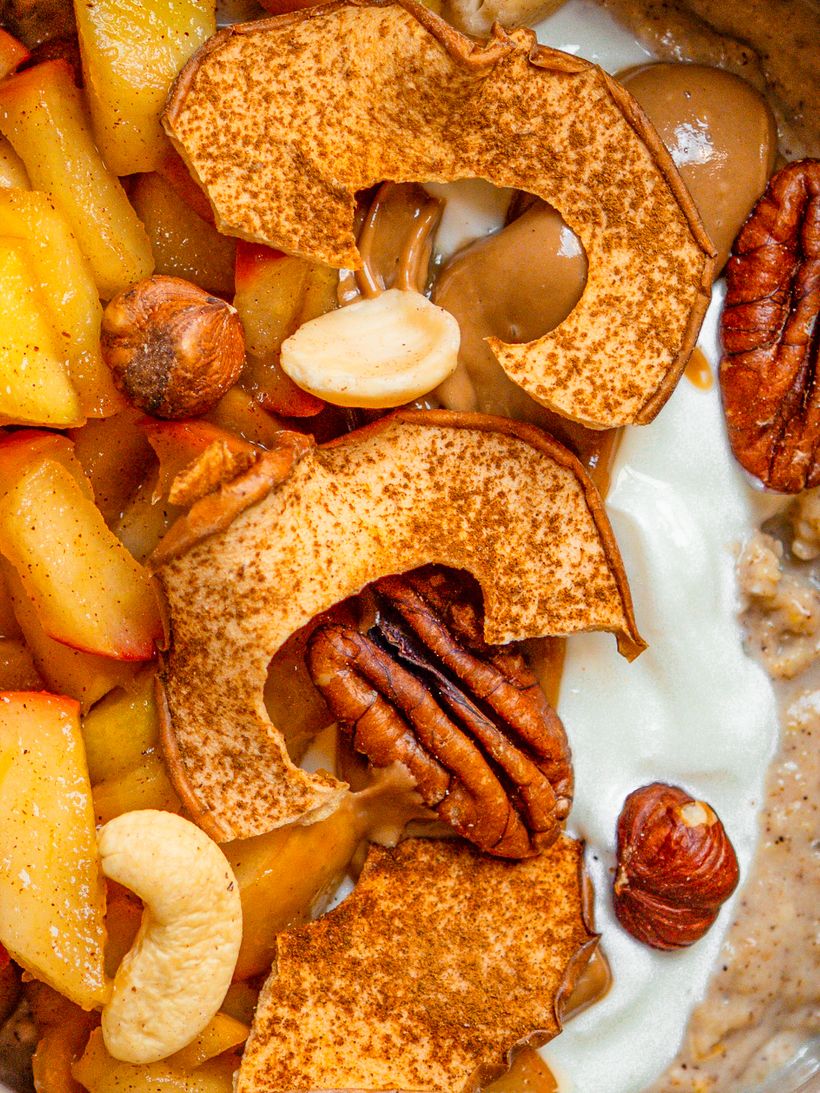 Jablková ovsená kaša s pekanmi