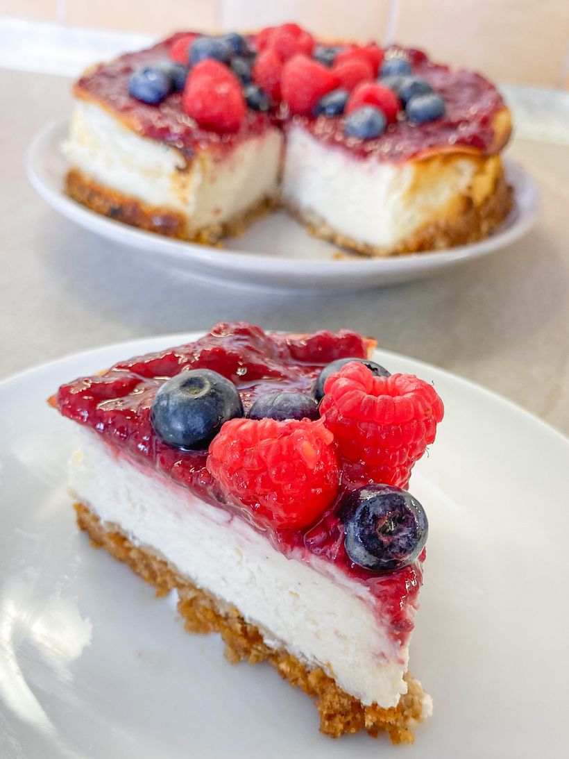 Vanilla Berry Cheesecake