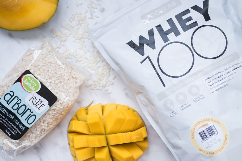 Ranní rychlovka: Rýžová kaše s mangem a vanilkou