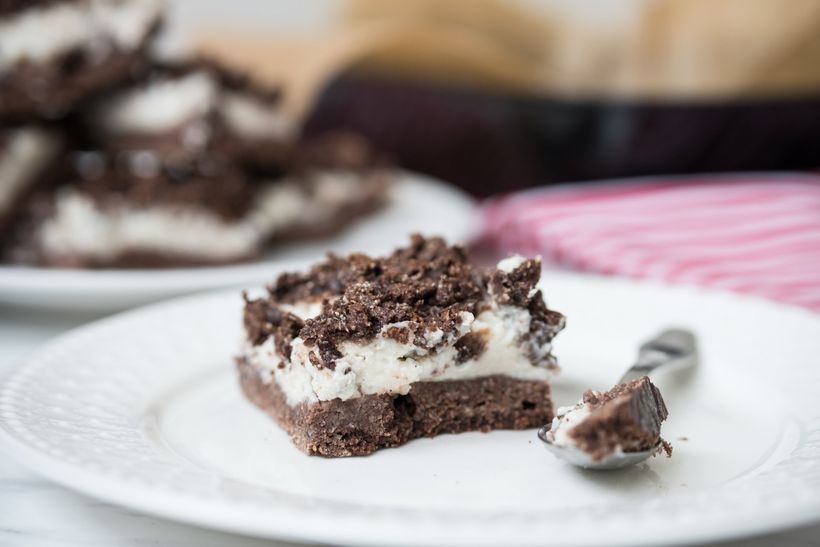 Fit kakaový strúhaný koláč s tvarohom