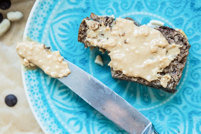 Zdrowy chlebek bananowy z płatkami owsianymi