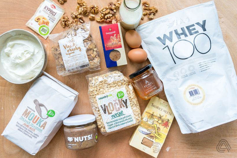 Zdravý medovník ze špadlové mouky a ovesných vloček