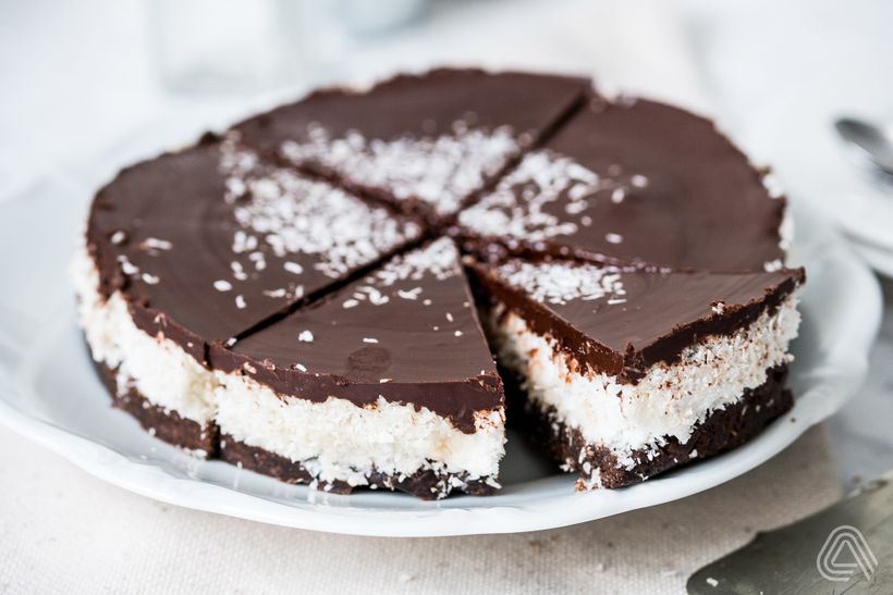 Čokoládovo-kokosová low carb Bounty torta