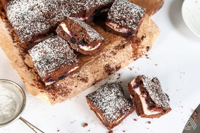 Proteínové brownies s tvarohom