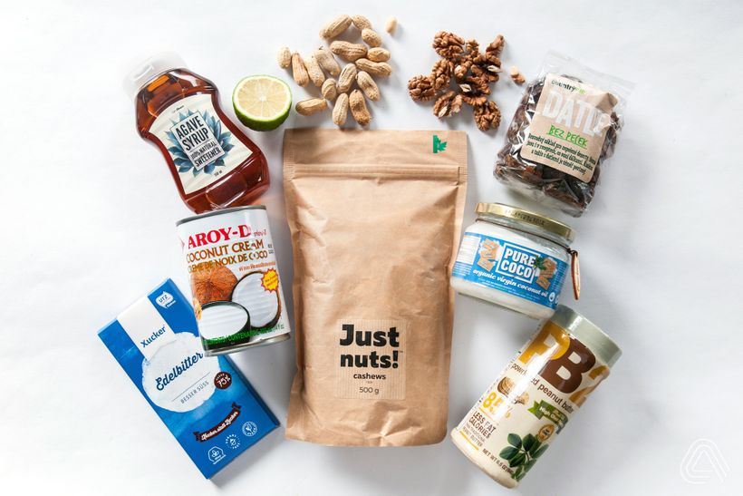 Nepečené orechové rezy