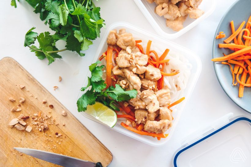 Hähnchenbrust mit Erdnusssauce