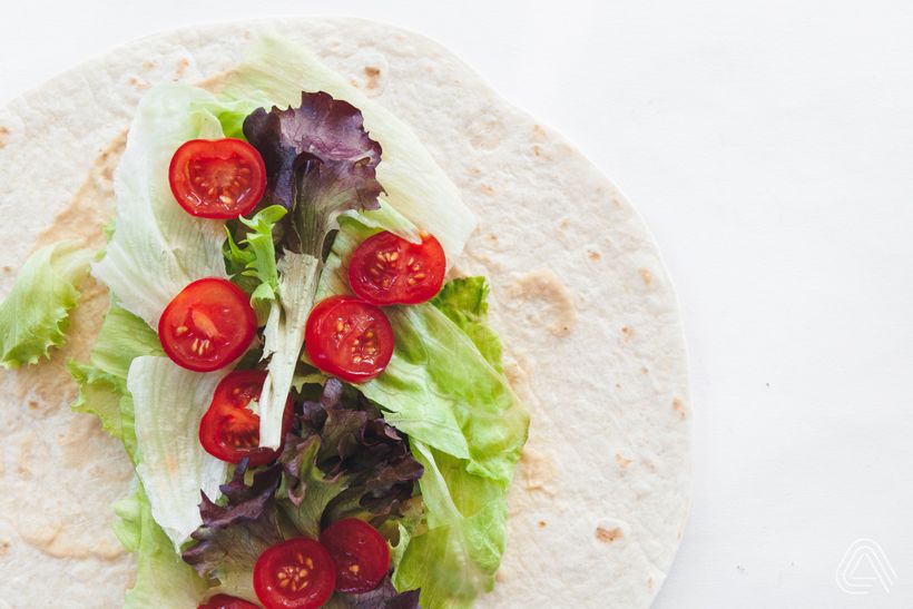 Jednoduchý wrap se šunkou a slaninou