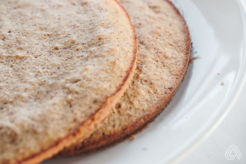 Mandlový dort s tvarohovým krémem