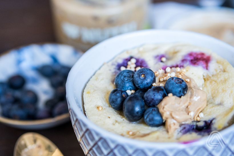 Najrýchlejší proteínový mug cake à la banánový chlebíček