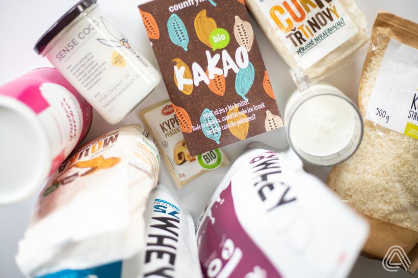 Dvojfarebná kokosovo-čokoládová bábovka