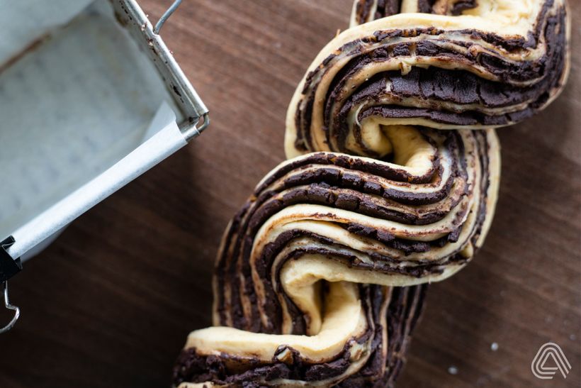 Čokoládový pletenec s pekanovými orechmi