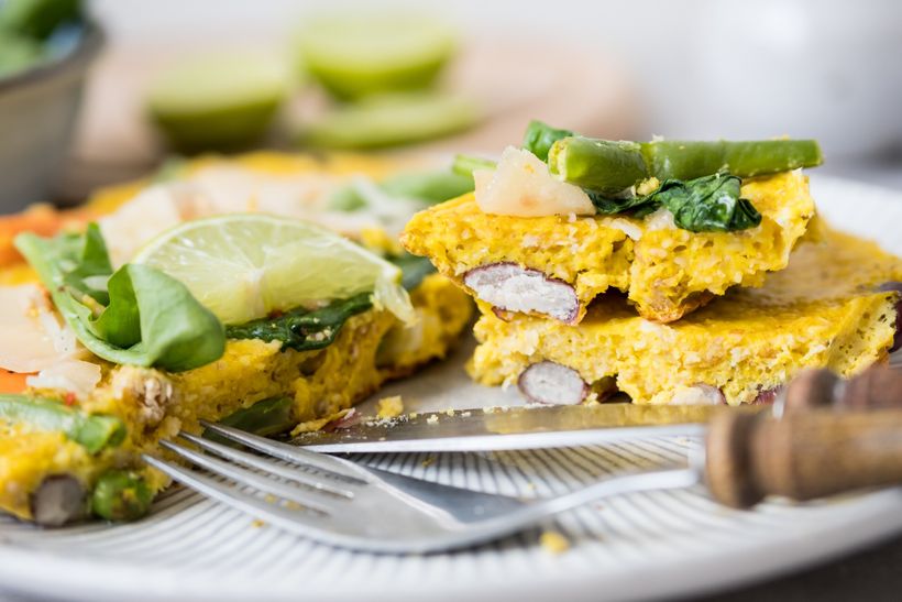 Eieromelett mit Gemüse und Käse