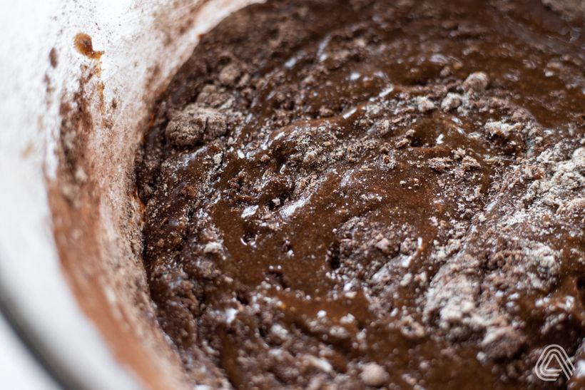 Čokoládové brownies s tvarohom a višňami