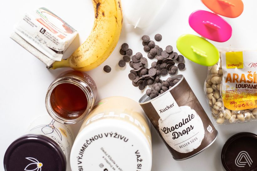 Domáci banánový nanuk s čokoládou