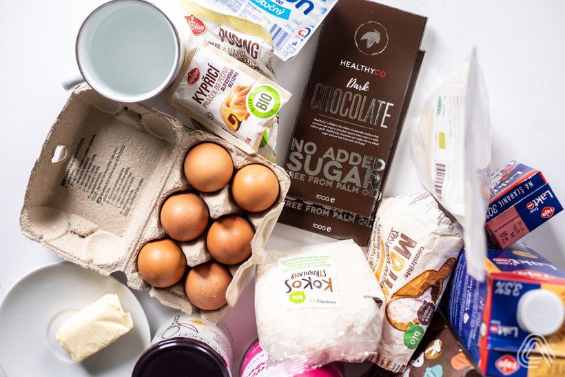 Šťavnaté bounty rezy s kokosom a čokoládou