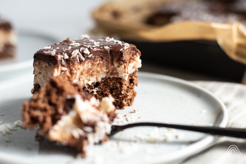 Šťavnaté bounty rezy s kokosom a čokoládou