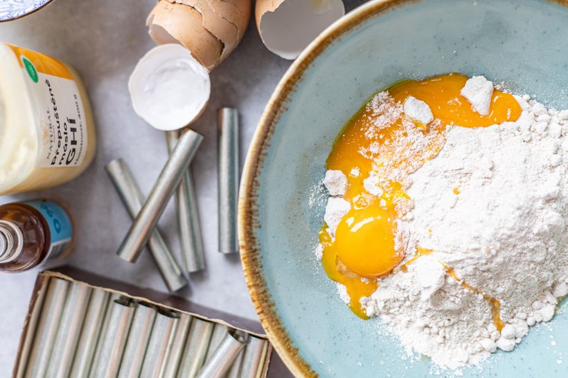 Vychutnejte si křehké kremrole plněné proteinovým pudinkem