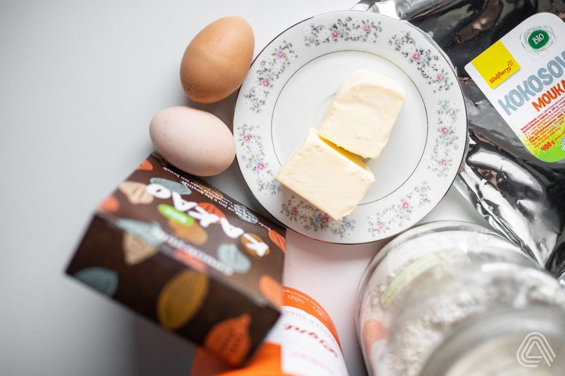 Kakaové linecké koláčiky s džemom