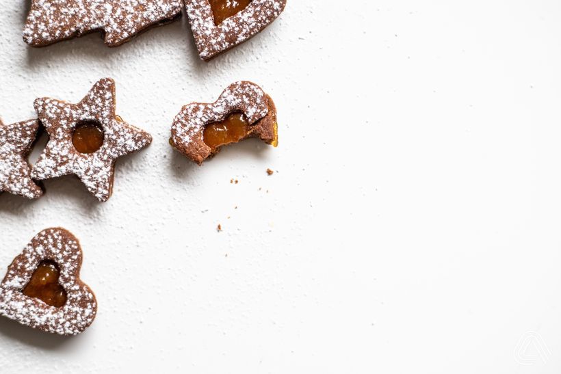 Kakaové linecké koláčiky s džemom