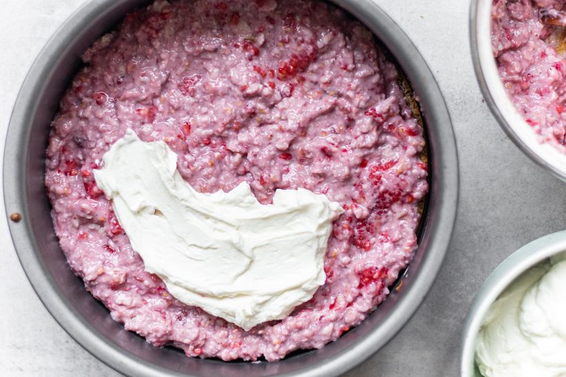 Šťavnatá citrónovo-malinová torta, ktorá poteší aj dietárov