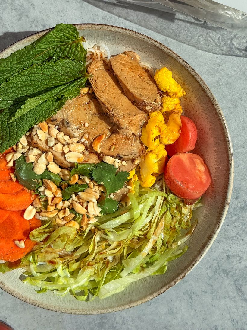Kuřecí Bún bò Nam Bộ