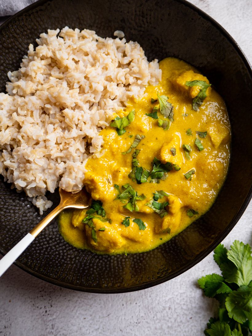 Hühnercurry mit Mango und Kokosnussmilch