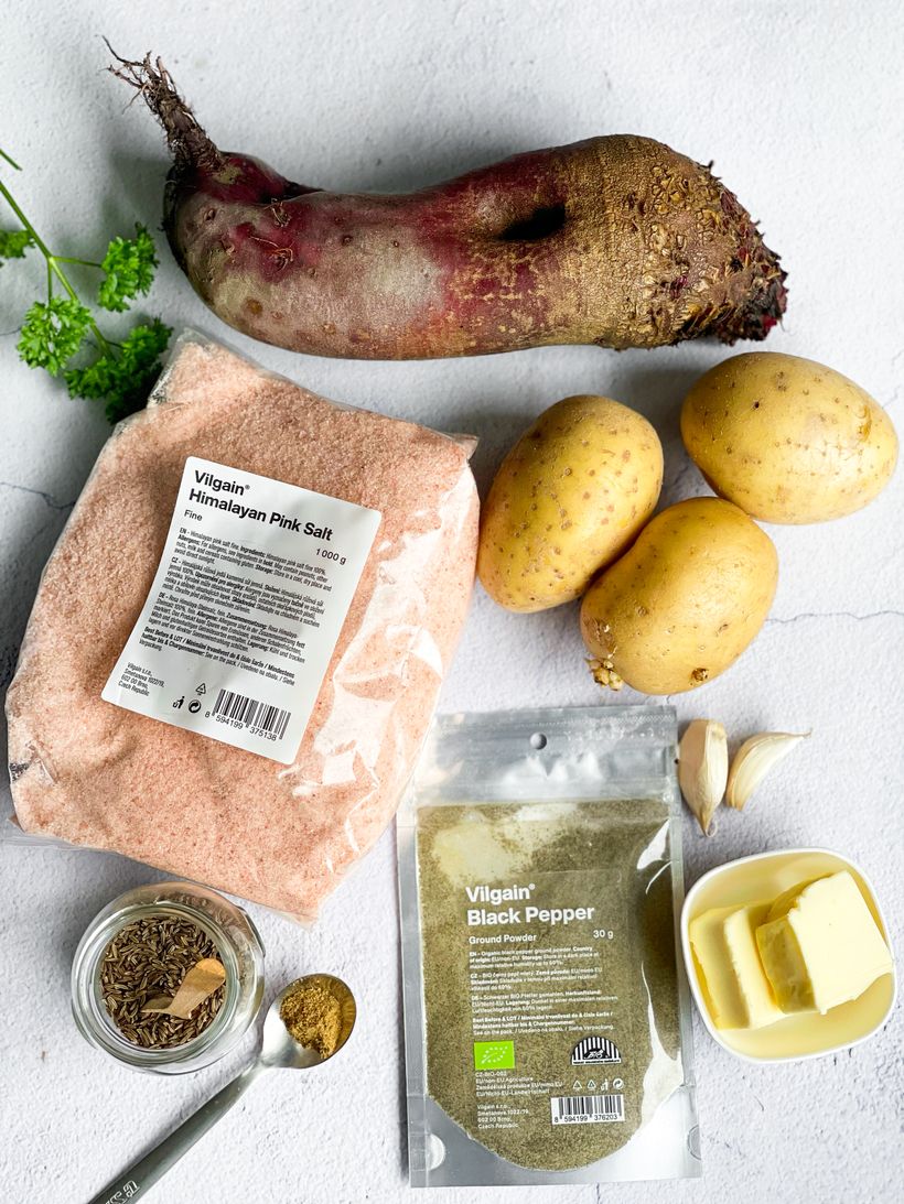 Jednoduchá polévka z červené řepy