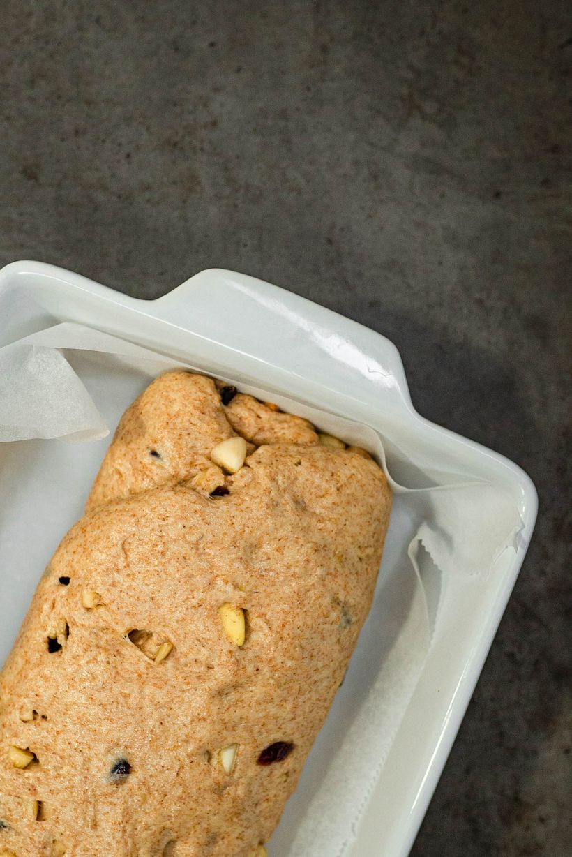 Vianočná štóla s ovocím a orechmi