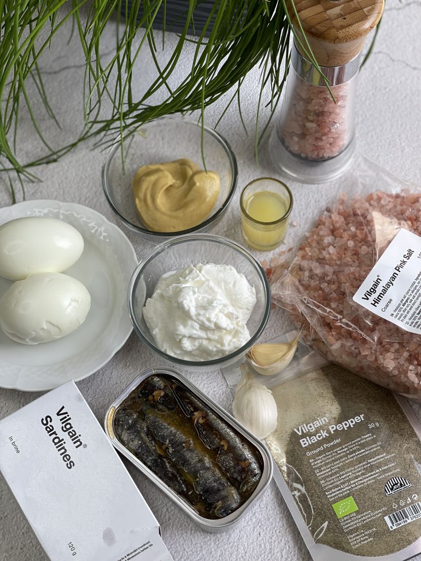 Sardinková nátierka s vajcom, bez masla