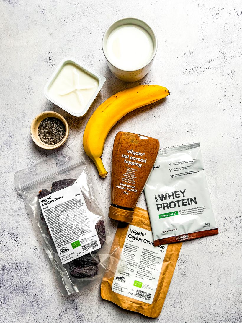 Skořicové smoothie s datlemi