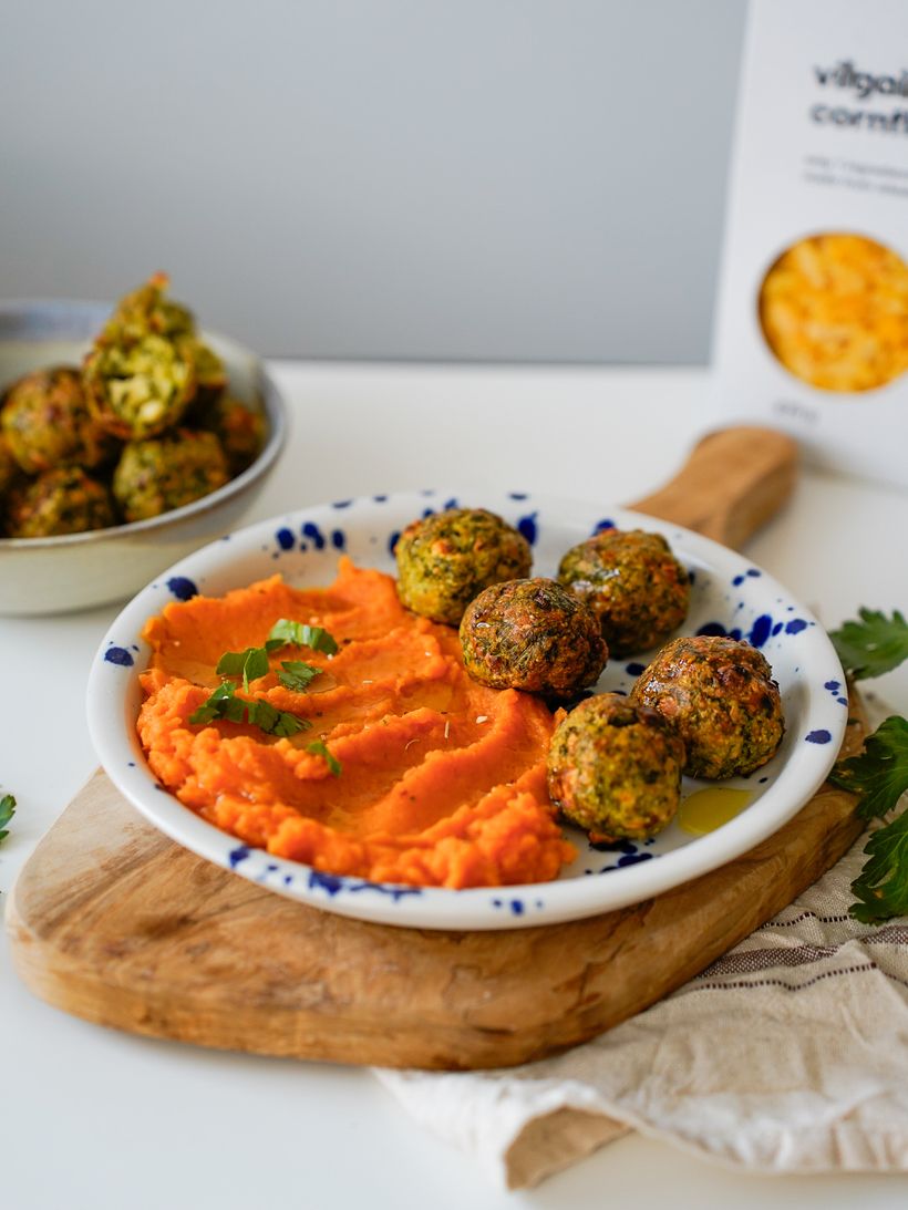 Putenbällchen mit Kräutern und Feta