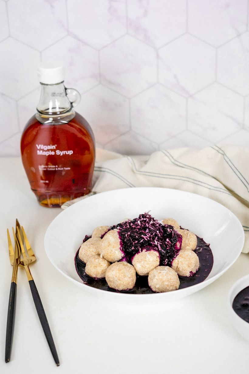 Curd Cheese Dumplings with Blueberry Sauce