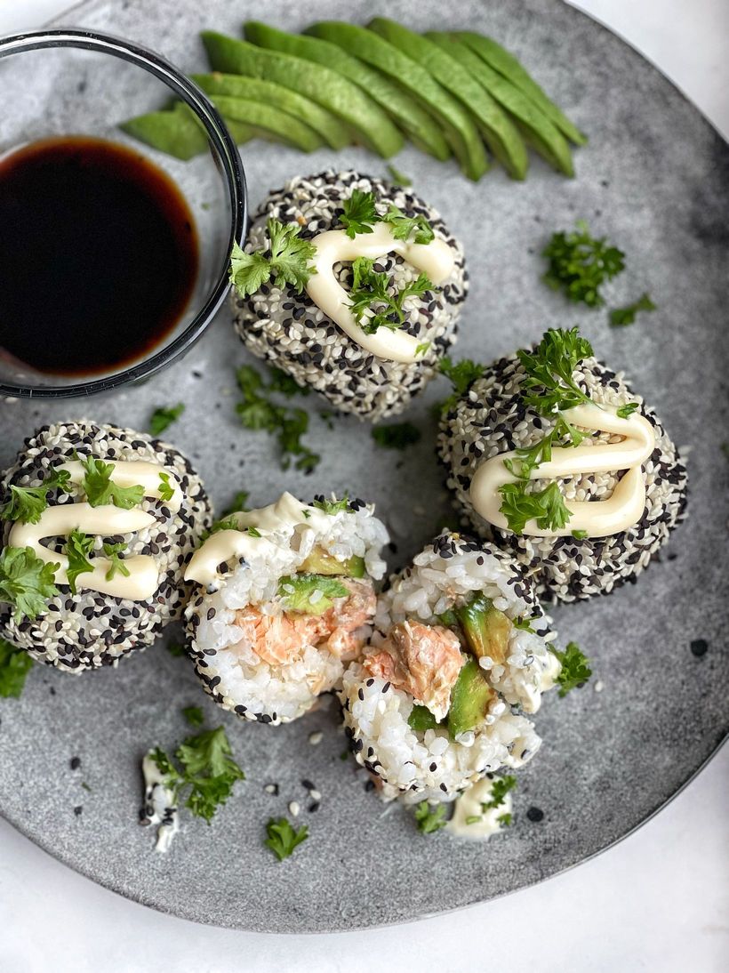 Tuňákové sushi kuličky