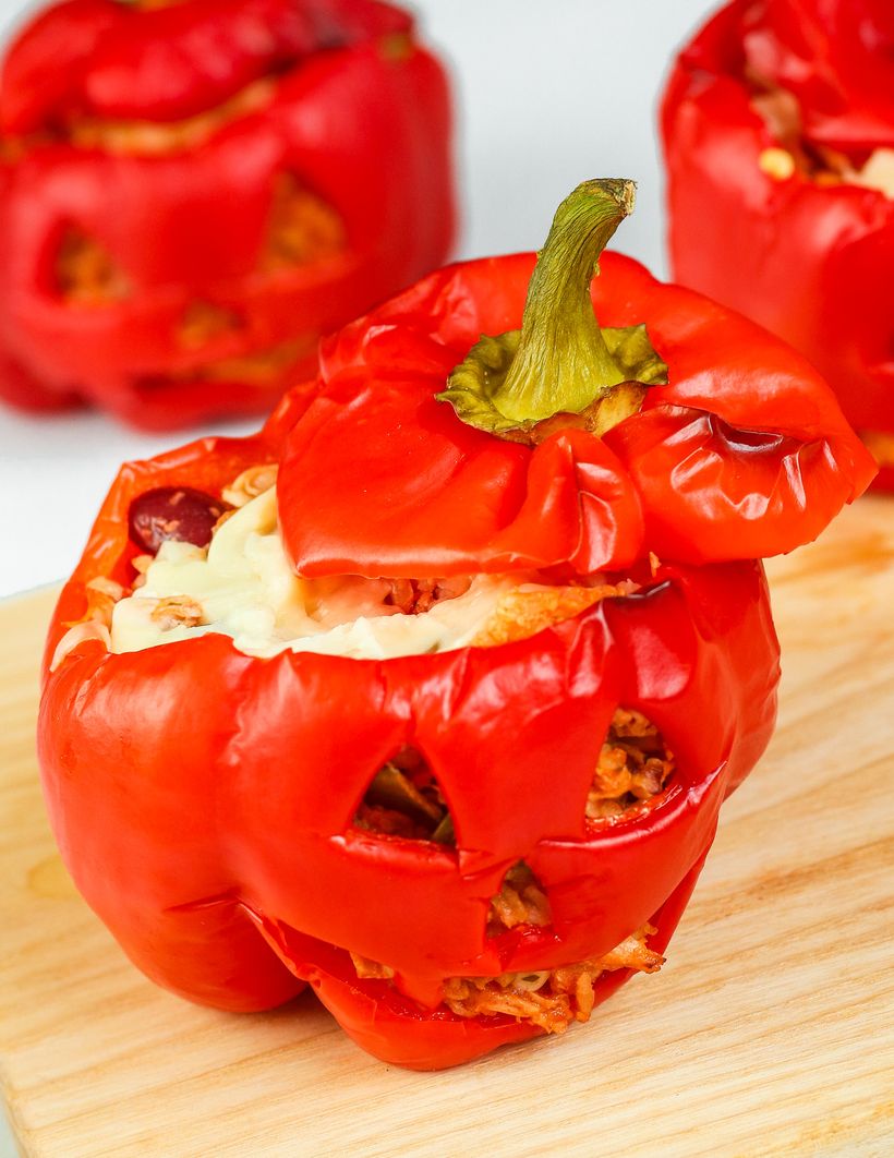 Halloweenske plnené papriky