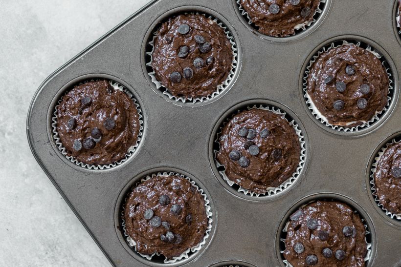 Čokoládové muffiny so šťavnatou tvarohovou náplňou