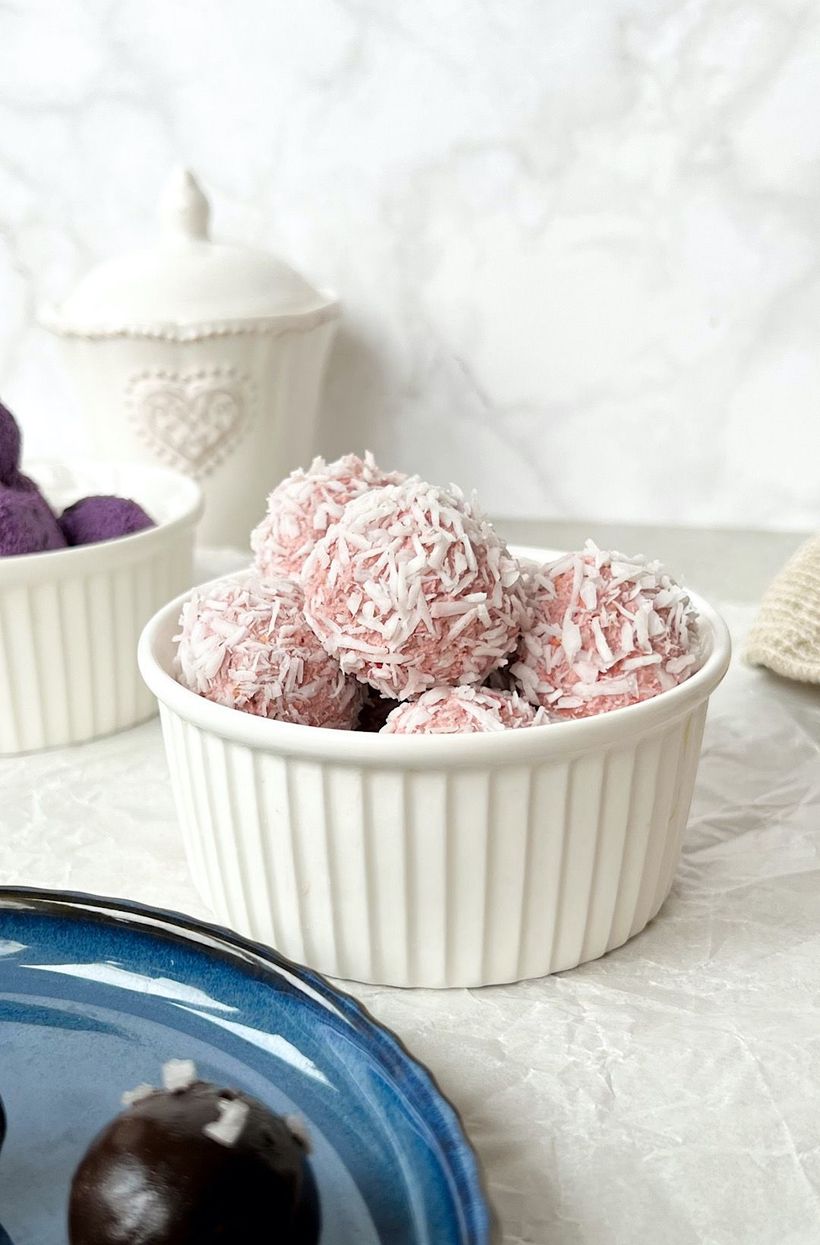 Blueberry, Raspberry & Brownie Frozen Bites