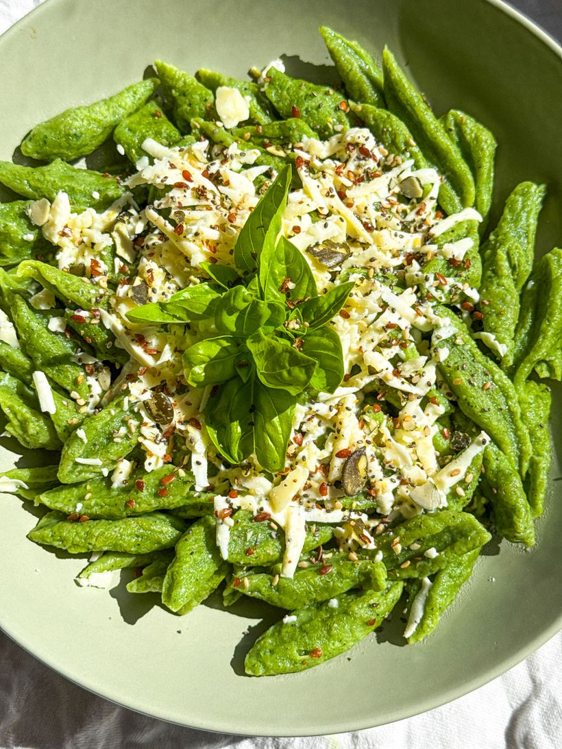 Gnocchi de spanac cu brânză balcanică