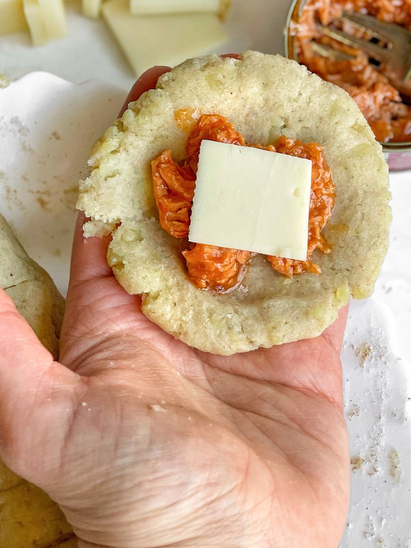 Zemiakové lievance plnené tuniakom a syrom