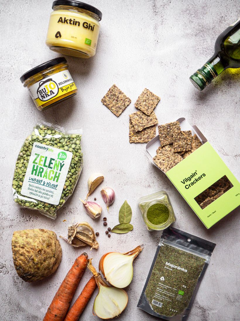 Krémová hrachová polévka ze zeleného hrášku