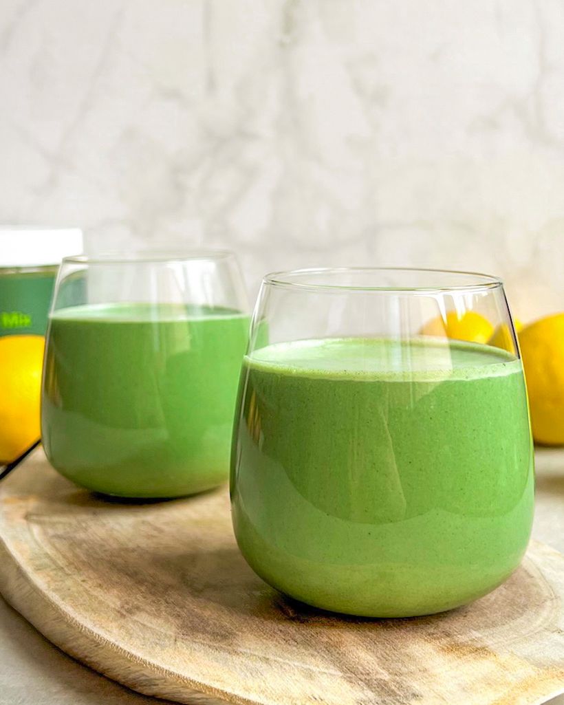 Greens mix smoothie z bananem
