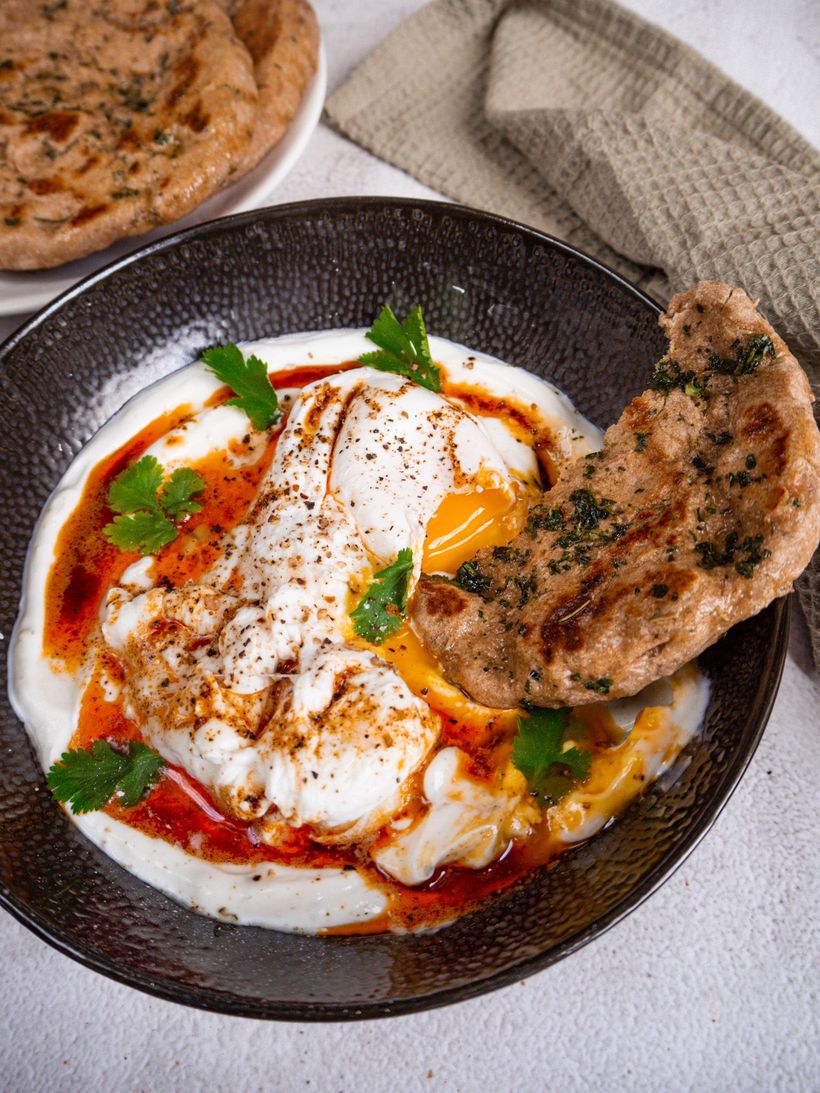 Türkische Eier mit Joghurt