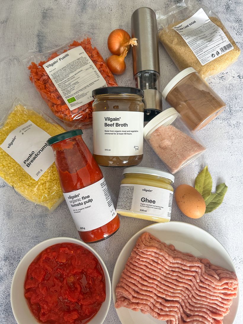 Tomatensauce mit Fleischbällchen