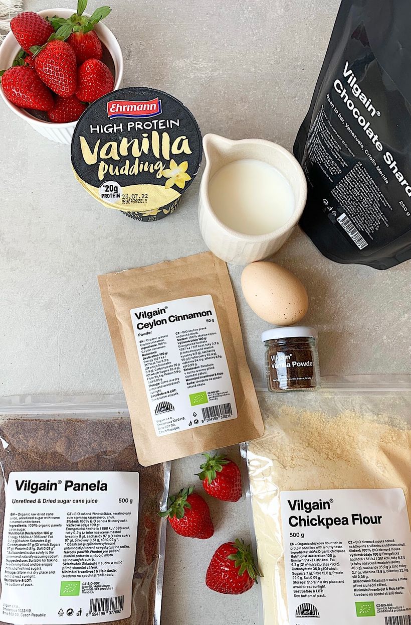 Cizrnové crêpes palačinky s vanilkovým pudinkem