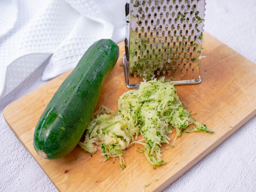 Hrnkový cuketový perník ze špaldové mouky