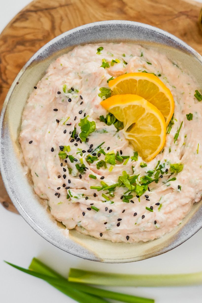 Jednoduchá pomazánka z uzeného lososa