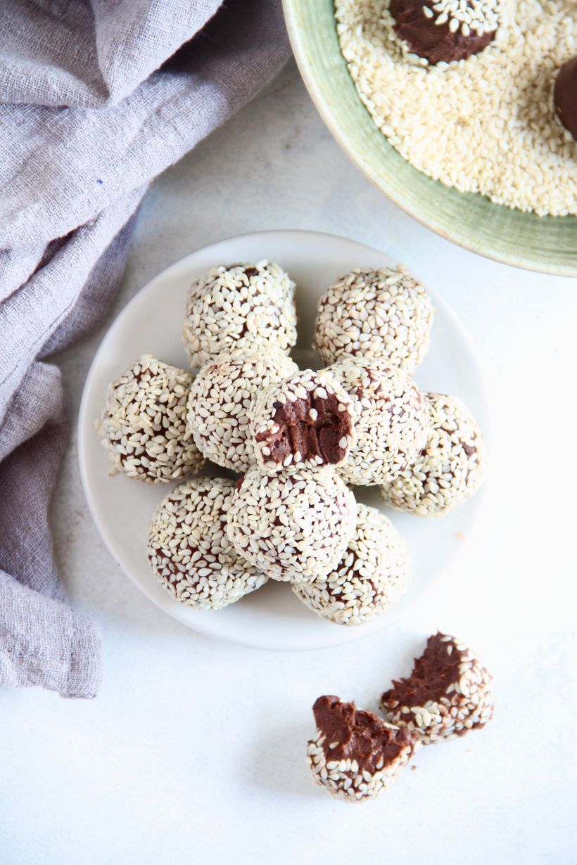 Domácí čokoládové lanýže s tahini