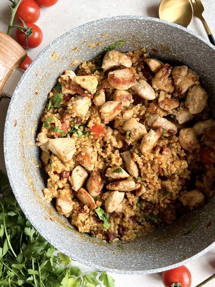 Bulgur mit Hähnchenfleisch