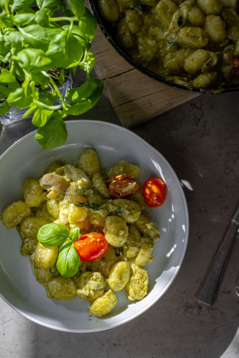 Gnocchi with Pesto & Mozzarella