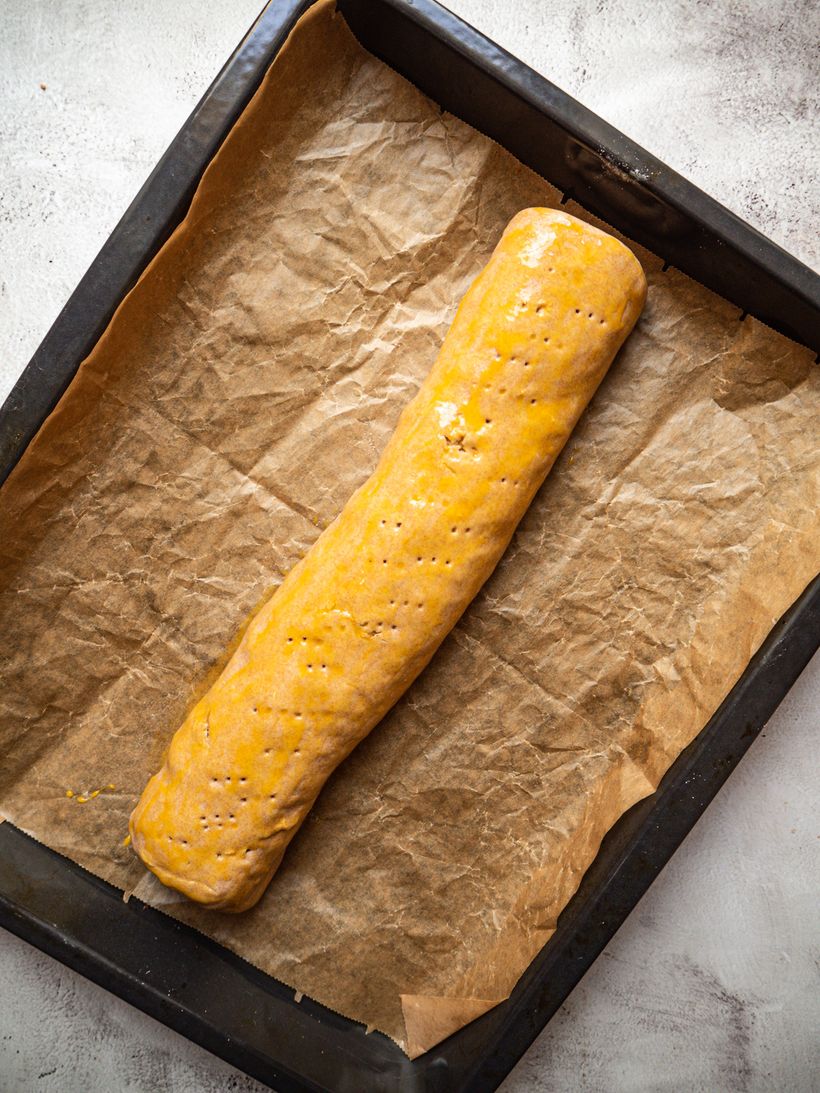 Almás rétes túrós tésztából vaníliás öntettel