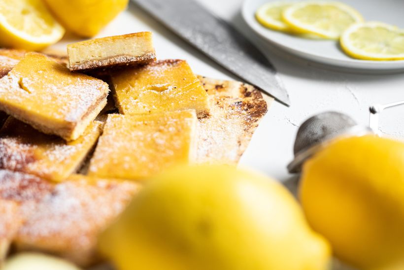 Jednoduché citrónové řezy